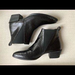 Paul Green Brazil Black Croc Ankle Boots US 9 NIB